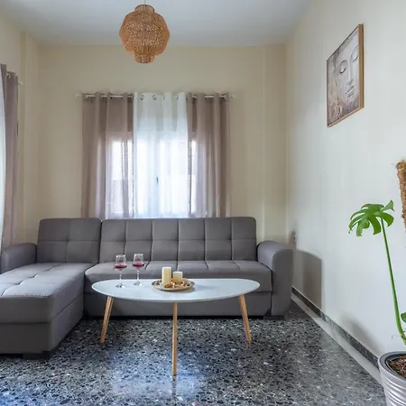 New Renovated In Center * Iraklion